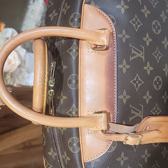 Louis Vuitton Monogram Deauville Boston Travel Hand Bag - Picture 2 of 12